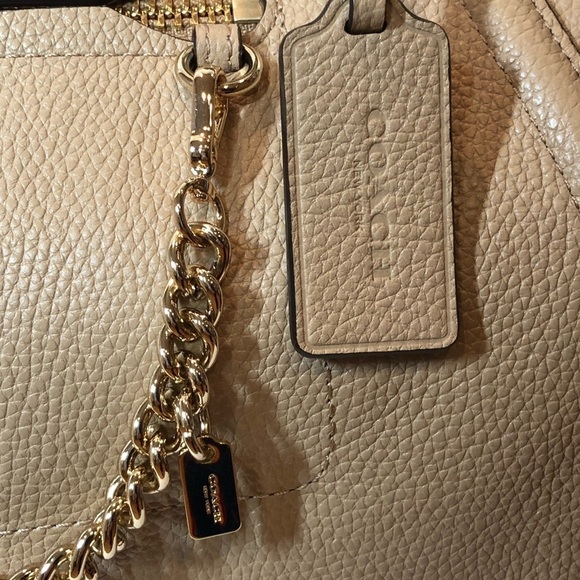 New Coach bag - Picture 5 of 6